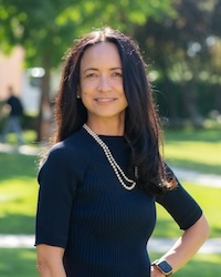 Dr. Laura Bernhart-Wong 